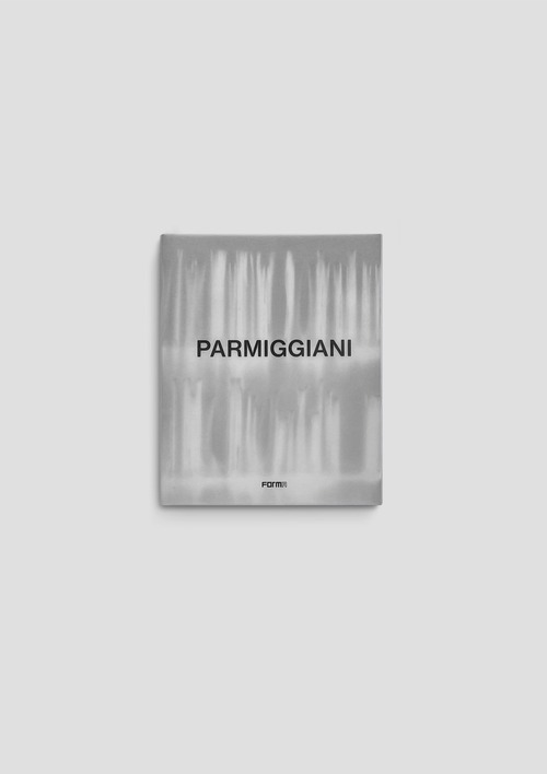 Parmiggiani. Catalogo della mostra (Parigi, 20 ottobre 2023-27 gennaio 2024)